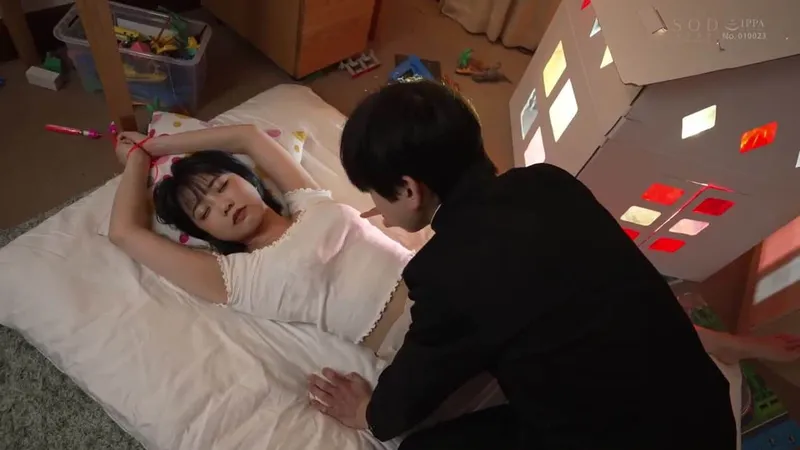 Trả thù anh trai thường xuyên bắt nạt bằng cách địt bạn gái anh ấy